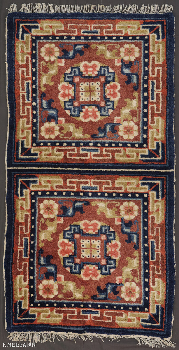 قالی نیمه آنتیک فرش تبت کد:۶۶۴۰۴۳۱۳
